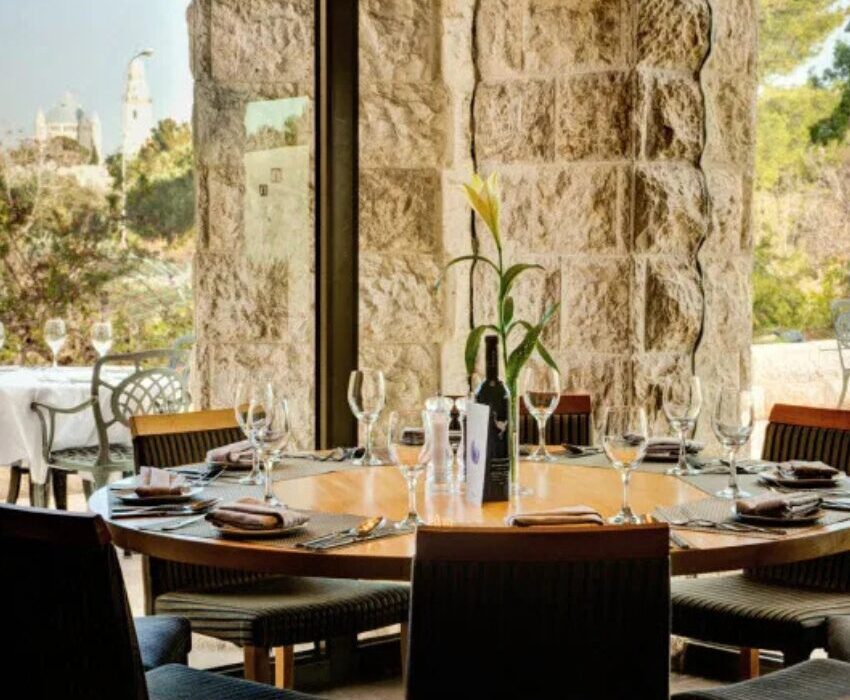 Turnkey, Fully Fixtured Restaurant for Sale