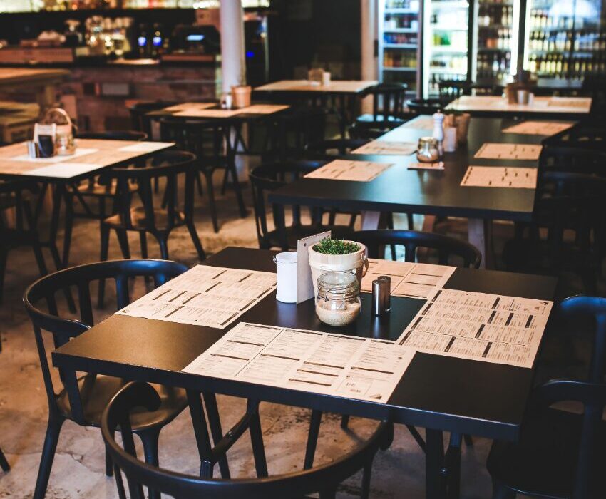High-Volume Full-Service Franchise Restaurant for Sale