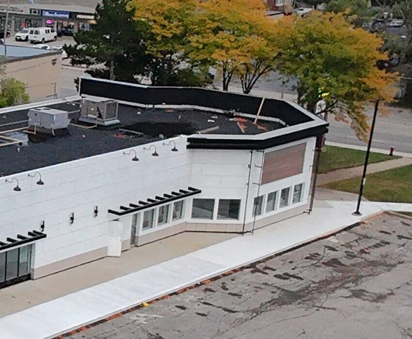 Prime End Cap Retail Space For Lease in Oakville